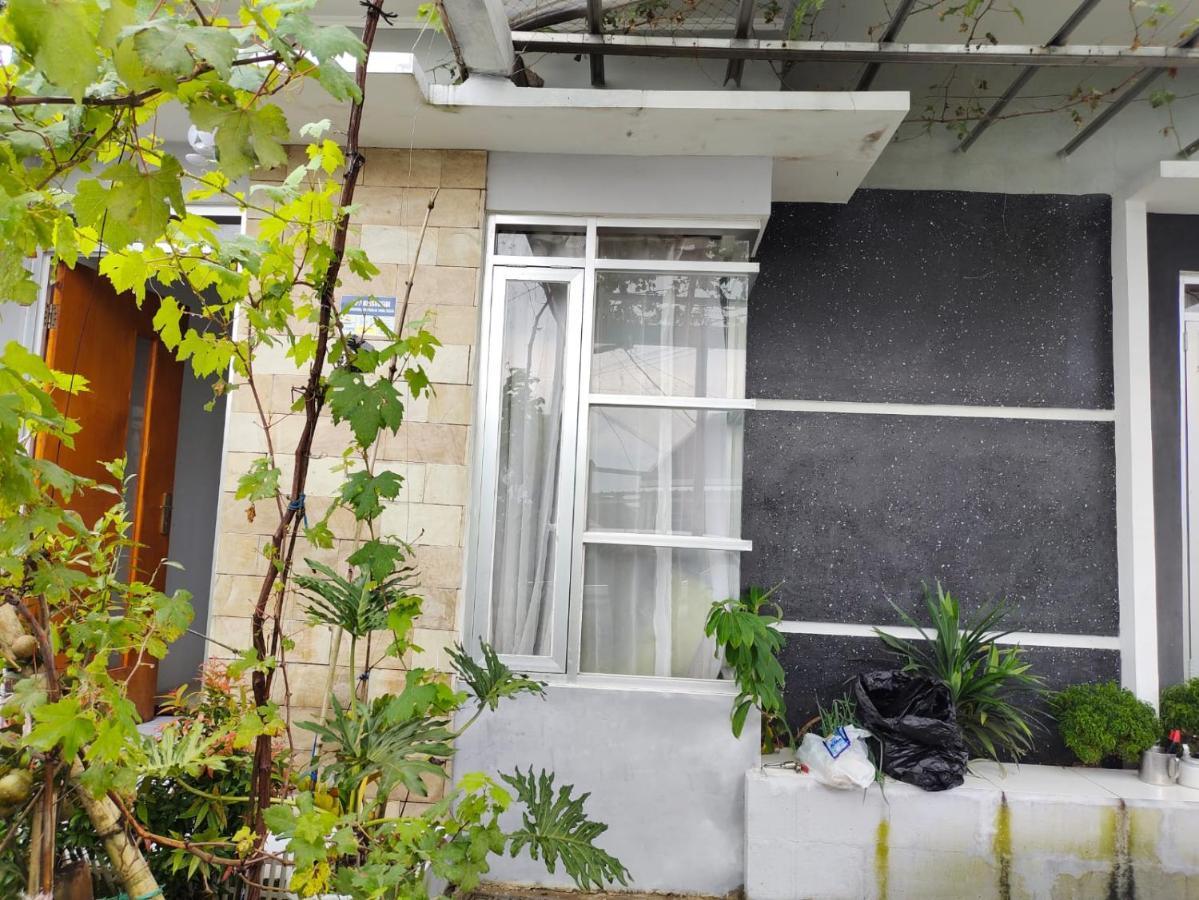 Homestay Srikandi Garut Bagian luar foto
